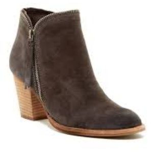 Dolce Vita Suede booties